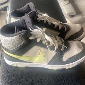 Nike High tops